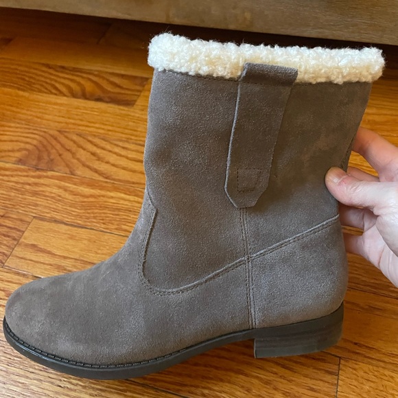 Sole Society Gray Suede Pull On Boots - Picture 8 of 16